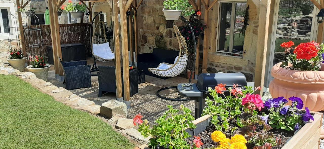 Kassanos "La Garenne" Bed & Breakfast Privas Bagian luar foto