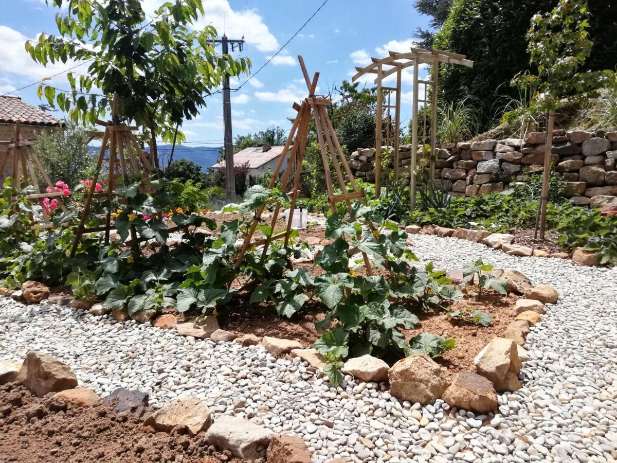 Kassanos "La Garenne" Bed & Breakfast Privas Bagian luar foto