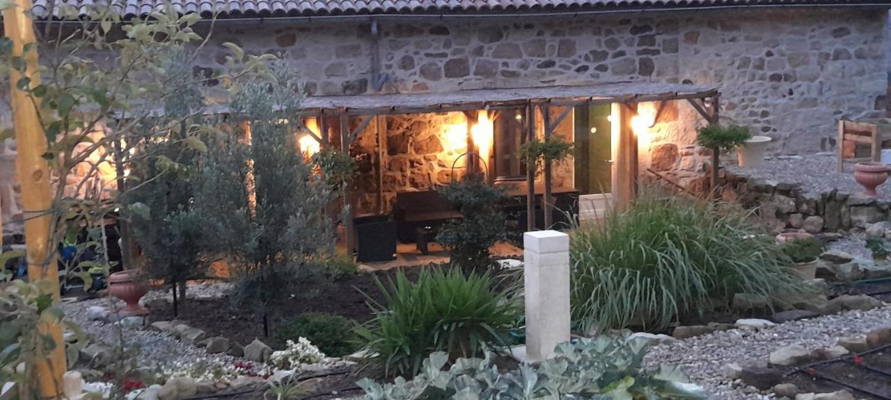 Kassanos "La Garenne" Bed & Breakfast Privas Bagian luar foto