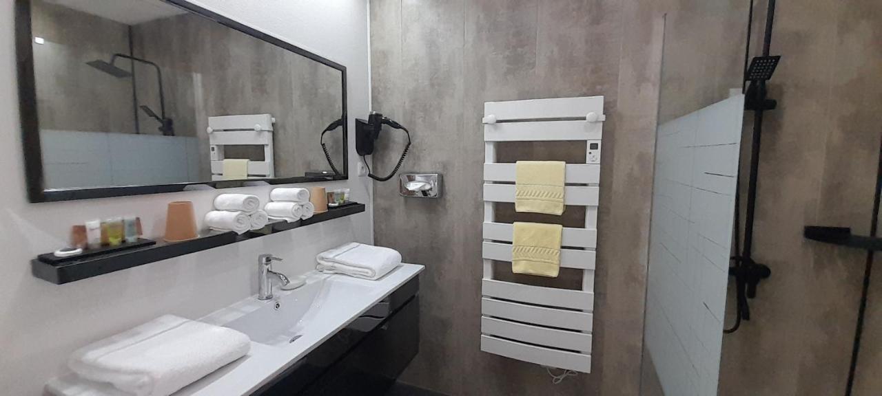 Kassanos "La Garenne" Bed & Breakfast Privas Bagian luar foto
